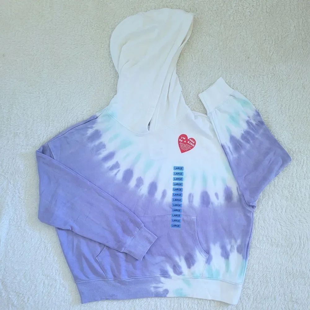 Wildfox🦊 Periwinkle Tie Dye☮️ Hoodie - NWT - Picture 14 of 16